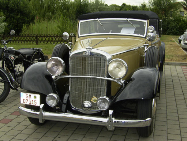 Mercedes Benz 200, 1949 ccm, Baujahr 1934, 99 Km/h.